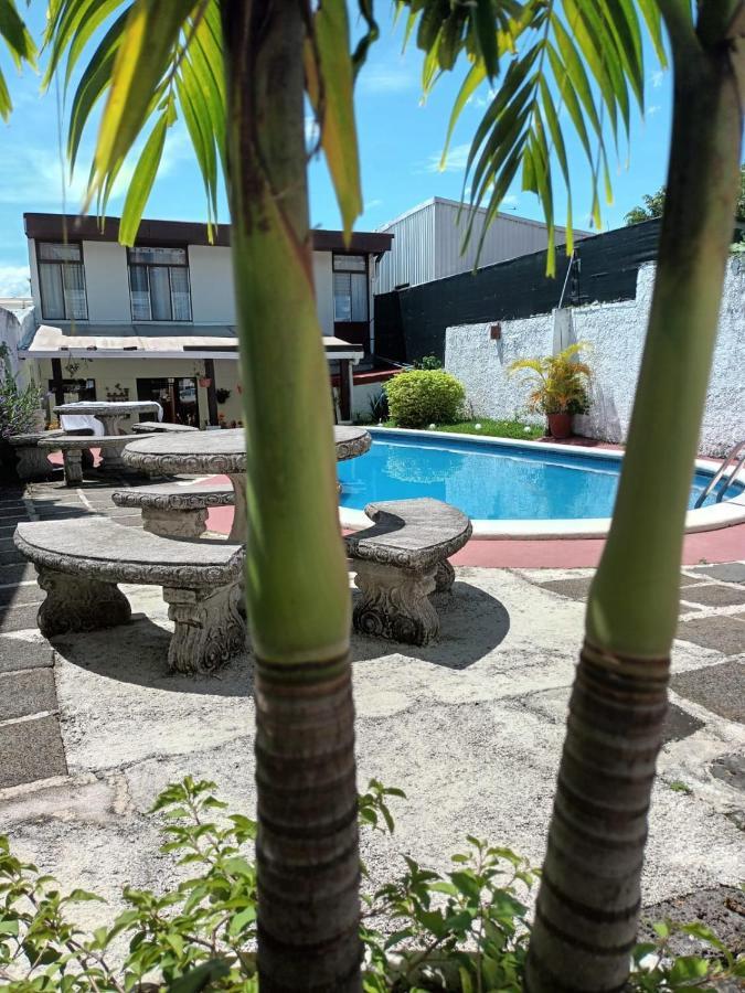 Hotel Casa Tago Alajuela ภายนอก รูปภาพ